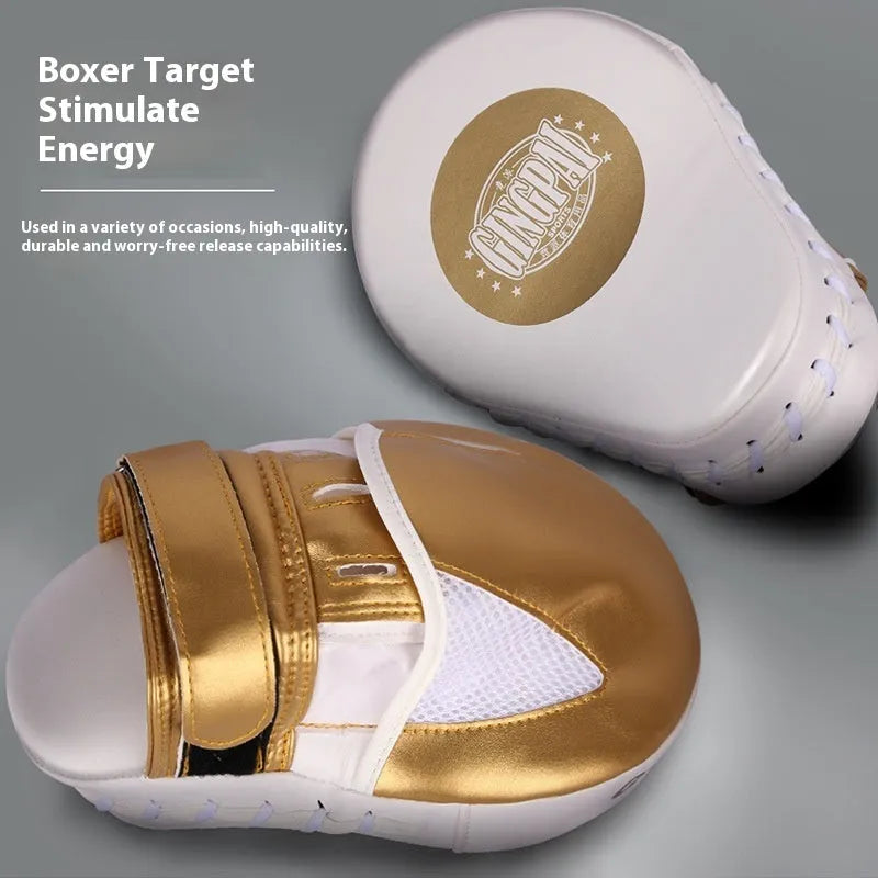 Portable vertical baffle target for boxing and Sanda, in gold colour.