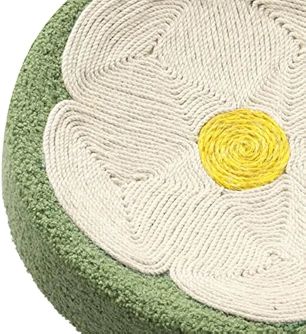 Green sisal cat scratcher bowl lounge bed measuring 39cm across.