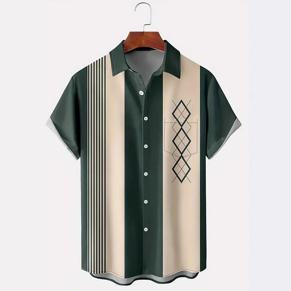 Men's loose fit short sleeve shirt with contrast lapel in plaid polyester fabric