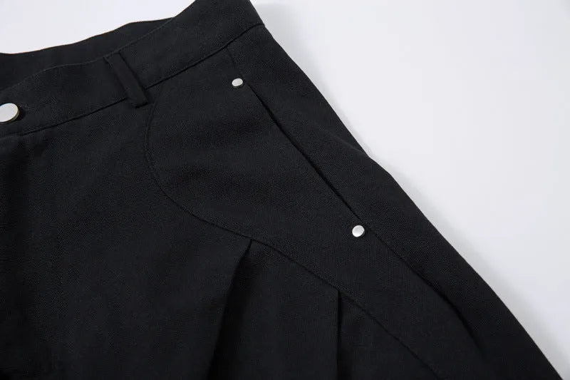 Black men's casual trousers with pleated machete design and wide-leg cut