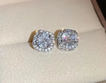 Square diamond geometric earrings for women in gold or silver colour with alloy construction.