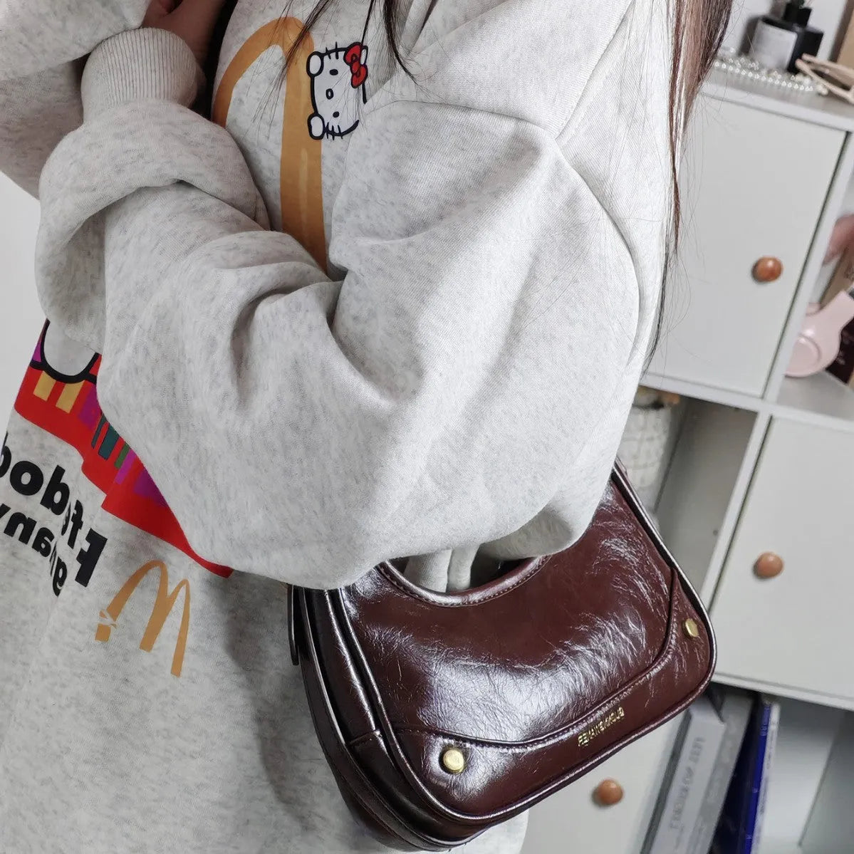 Wine red PU chain crescent underarm bag with horizontal square shape and mobile phone bag for daily one-shoulder use
