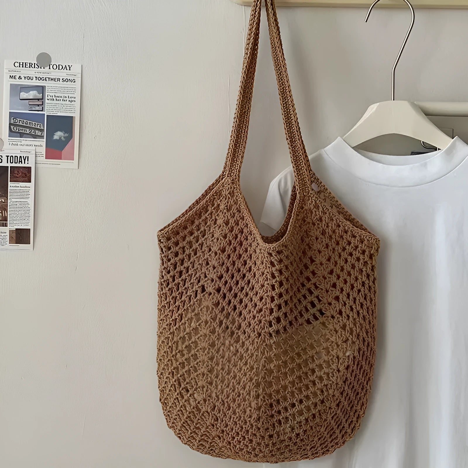 Hand-woven hollow shoulder bag in cotton and linen, beige colour, open pocket design with double straps