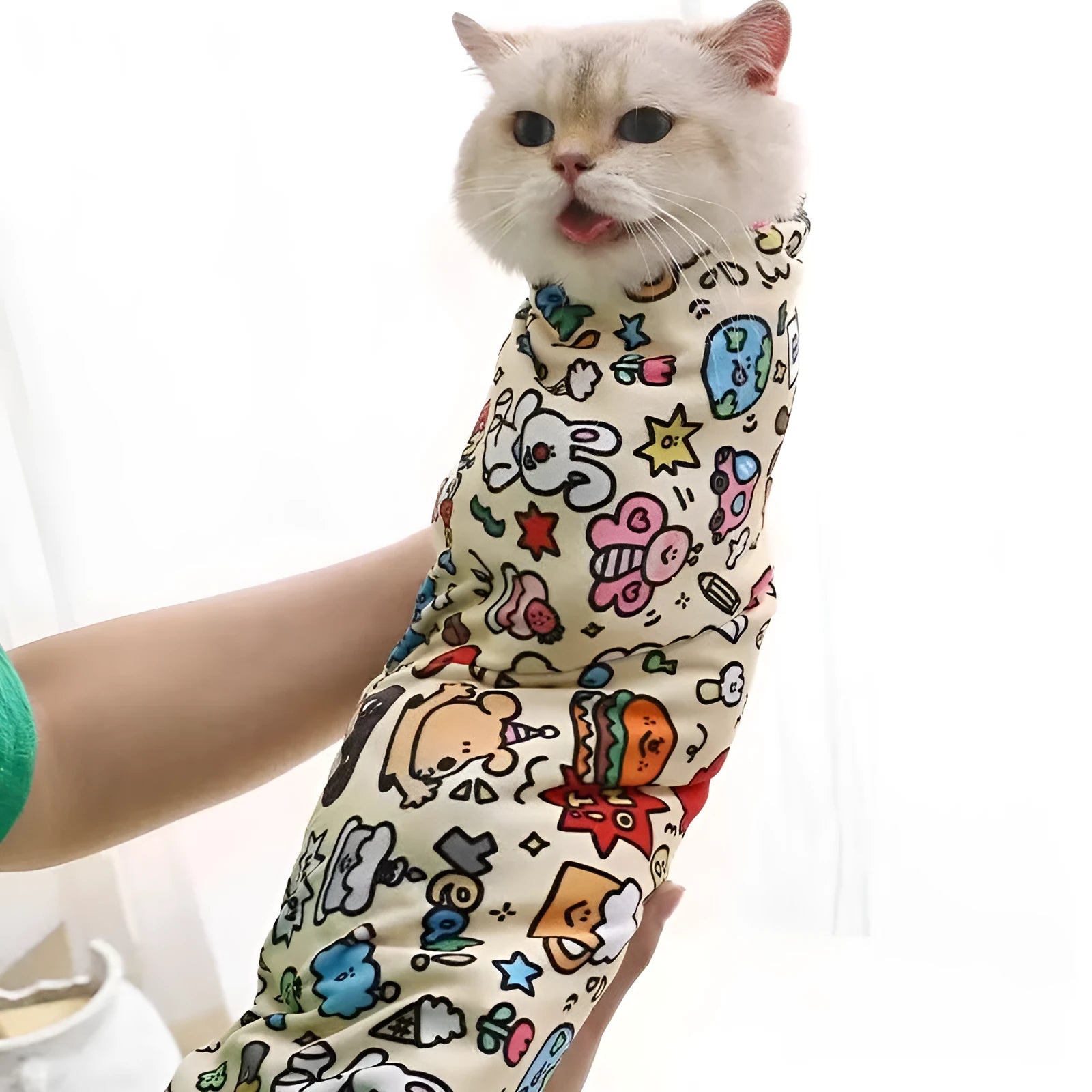 Cartoon printed cat design nylon cosmetic bag shown in Blue Puppy colour, with dimensions for large, medium, and small sizes.