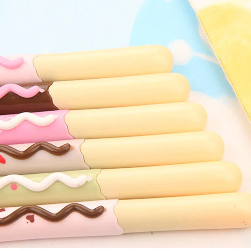 Chocolate bar biscuit design gel pen with black ink and a 0.38mm tip.