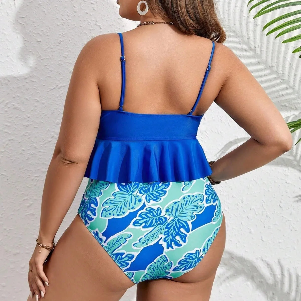 Blue polyester bikini set with top and shorts in extended sizes for European and American body types