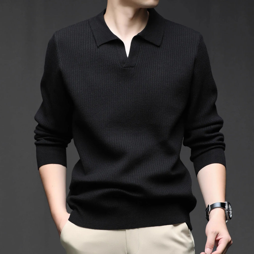 Men's loose fit casual pullover sweater in green, shown on a model for autumn leisure wear.