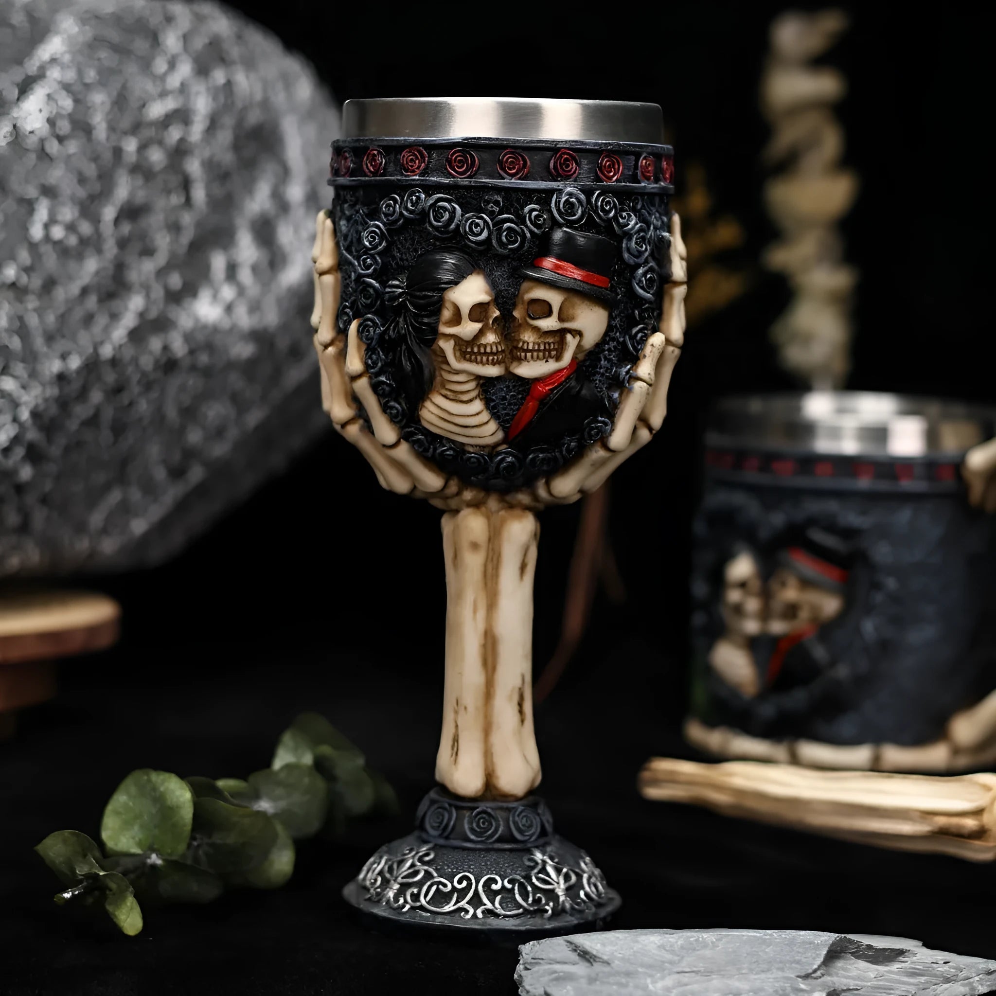 Stainless steel red wine glass with resin skeleton couple decoration, 200ml capacity