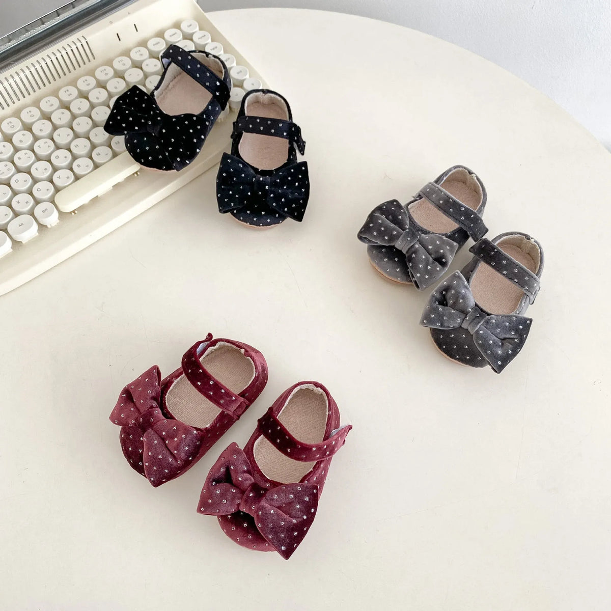 Baby girl toddler shoes with big bow, rubber sole, low top, sizes 11cm to 13cm, black magenta melange grey