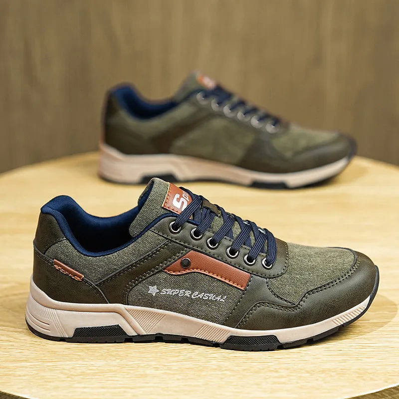 Men's casual retro plus size outdoor shoes in solid colour with EVA sole, artificial leather upper, front lace-up, flat heel, round toe