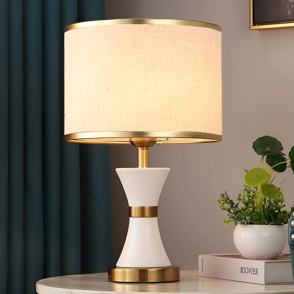 E27 screw table lamp with iron body and cloth lampshade for bedroom dormitory use