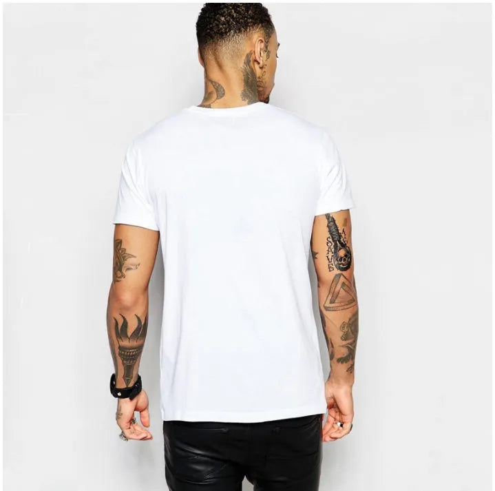 Cotton short sleeve T-shirt in white with loose fit, available in sizes S to 3XL