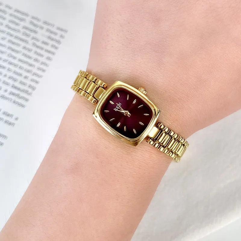 Small gold decorative watch with alloy case and strap, 8mm thick, gold face