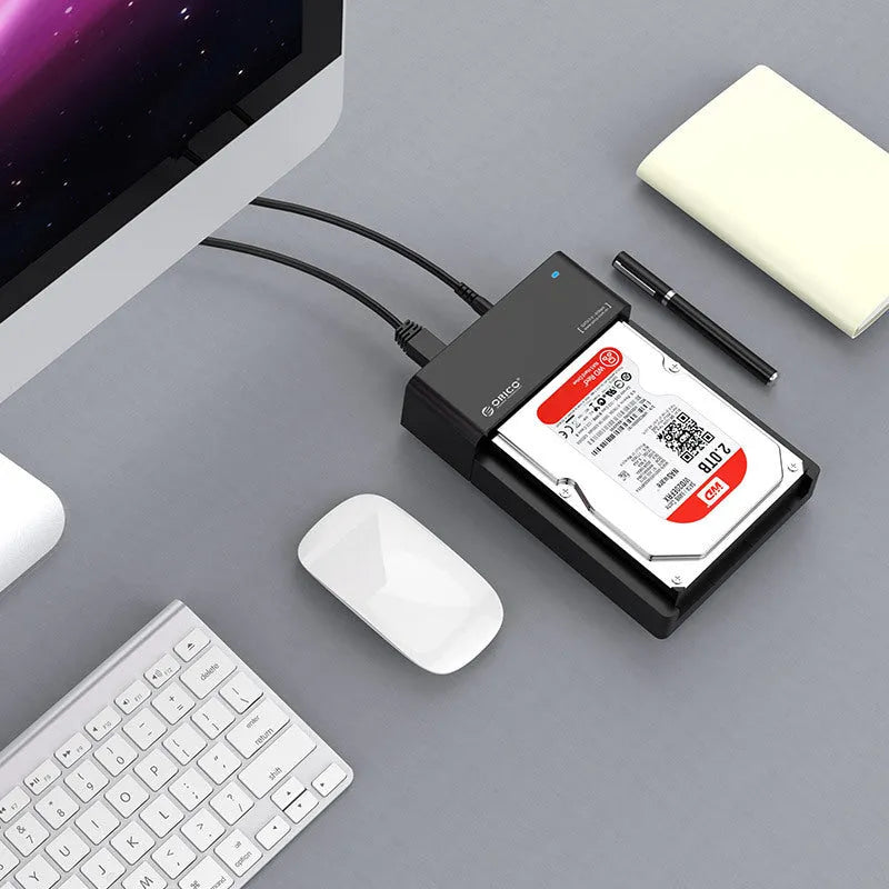 Black plastic hard disk enclosure case for 2.5 inch and 3.5 inch SATA drives with data cable