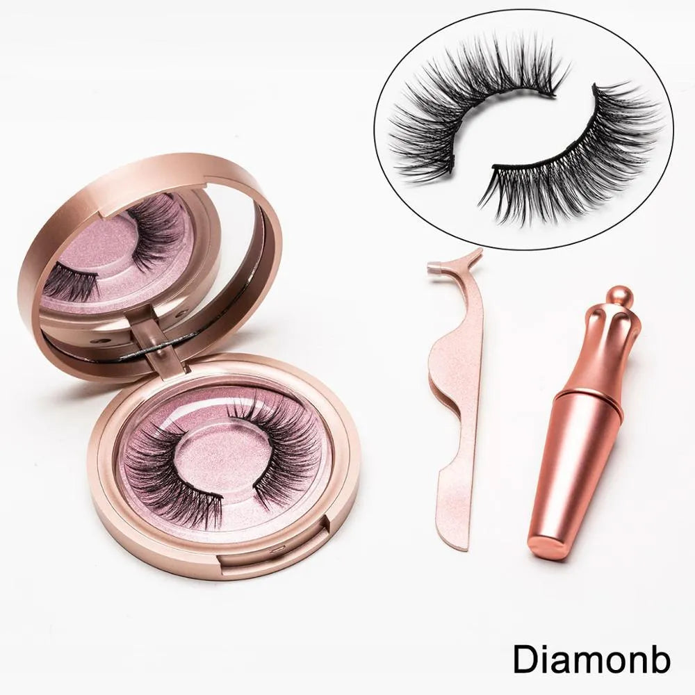 Magnetic eyeliner and false eyelashes set with five pairs of faux mink hair lashes, tweezers, and mirror case