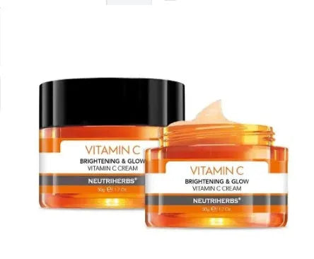 Vitamin C Whitening Moisturising Gel with Camo Aloe and Sesame Oil in 50g cream container