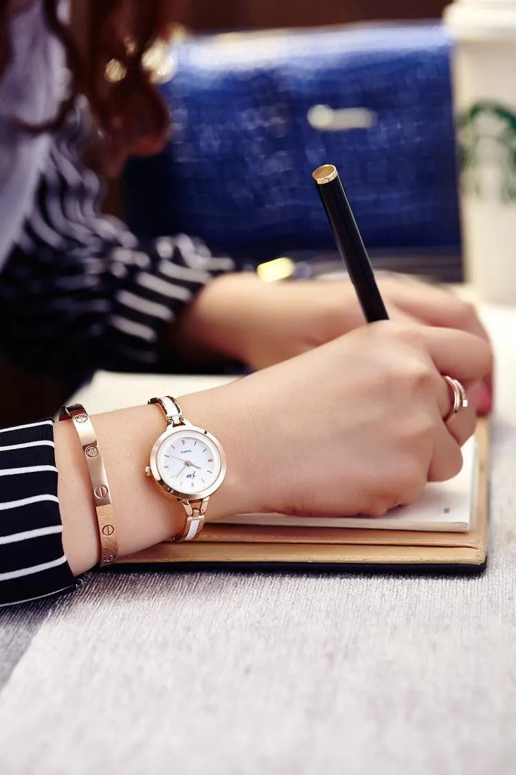 25mm round fashion watch bracelet with stainless steel strap, metal case, and gold or silver colour option