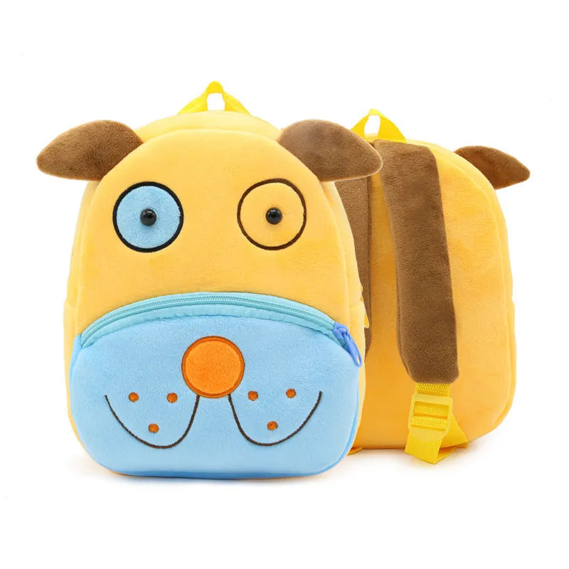 Plush children's backpack in animal design with dimensions 26x24x10cm