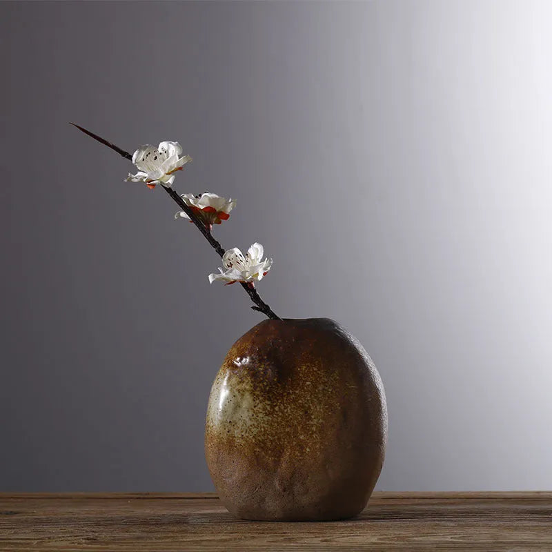 Glazed ceramic small vase in creative Japanese style as decorative ornament with six colour options