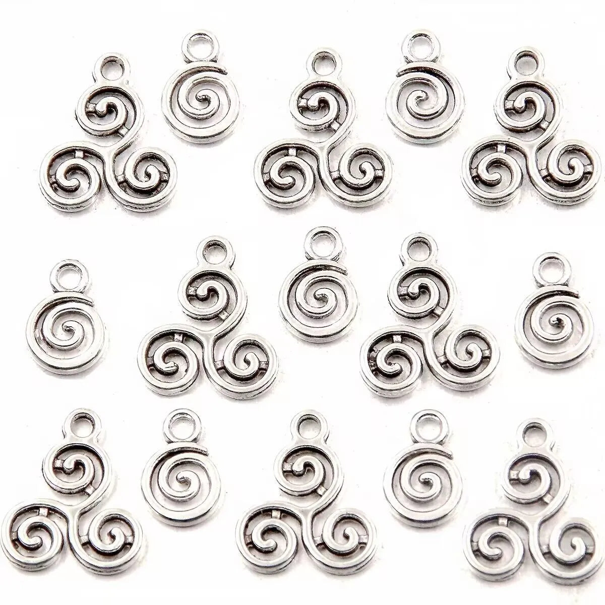 Double-sided hollow circle alloy pendant in simple round style, 7x11mm or 13x15mm, electroplated finish