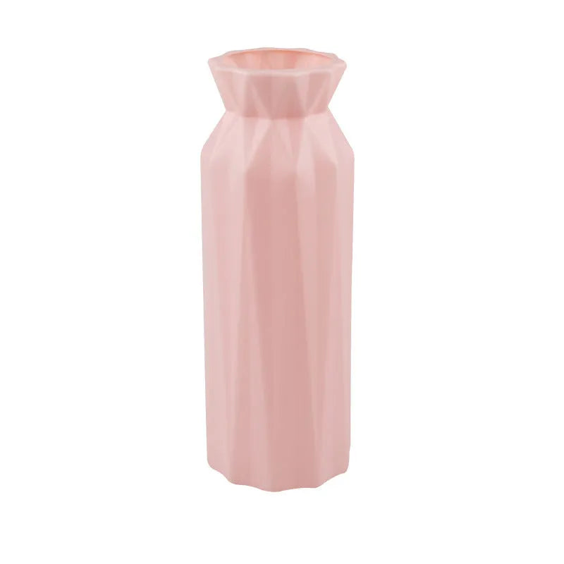 Drop-resistant melamine vase in green, grey, pink, or white with a 7.2 cm base.