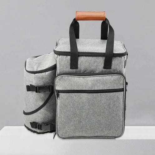 Plain pattern dog travel bag made from Oxford fabric with 6-7 litre capacity