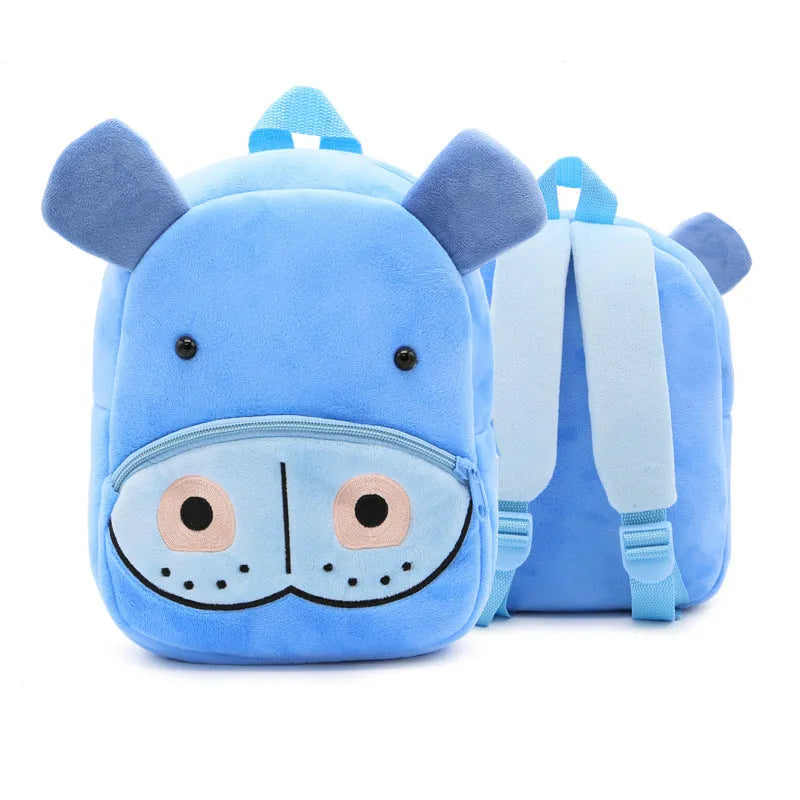 Plush children's backpack in animal design with dimensions 26x24x10cm