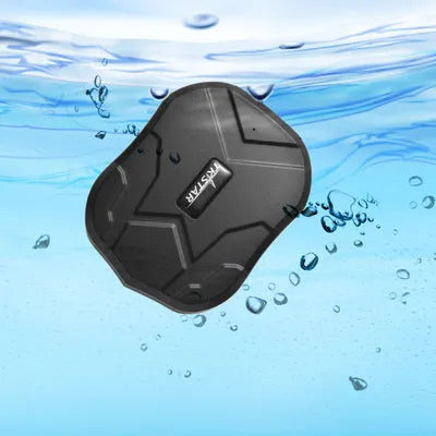 Black GPS locator with waterproof case, magnet mount and 5000 mAh battery, 90 x 74 x 25 mm