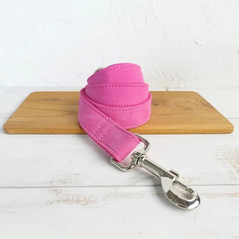 Pink velvet dog collar and matching leash set in polyester, available in sizes XS to XL
