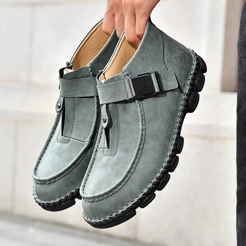 Handmade stitching casual slip on shoes with flat heel and shock absorption in three colours