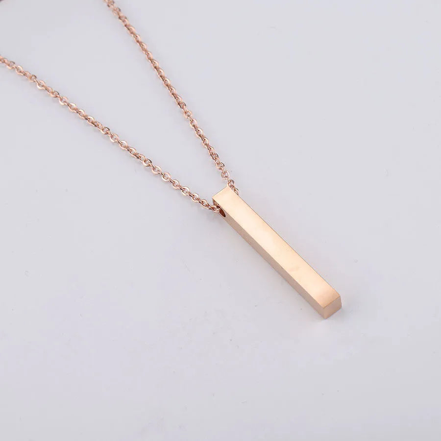 3D engraved bar necklace in colour-plated finish on adjustable stainless steel link chain