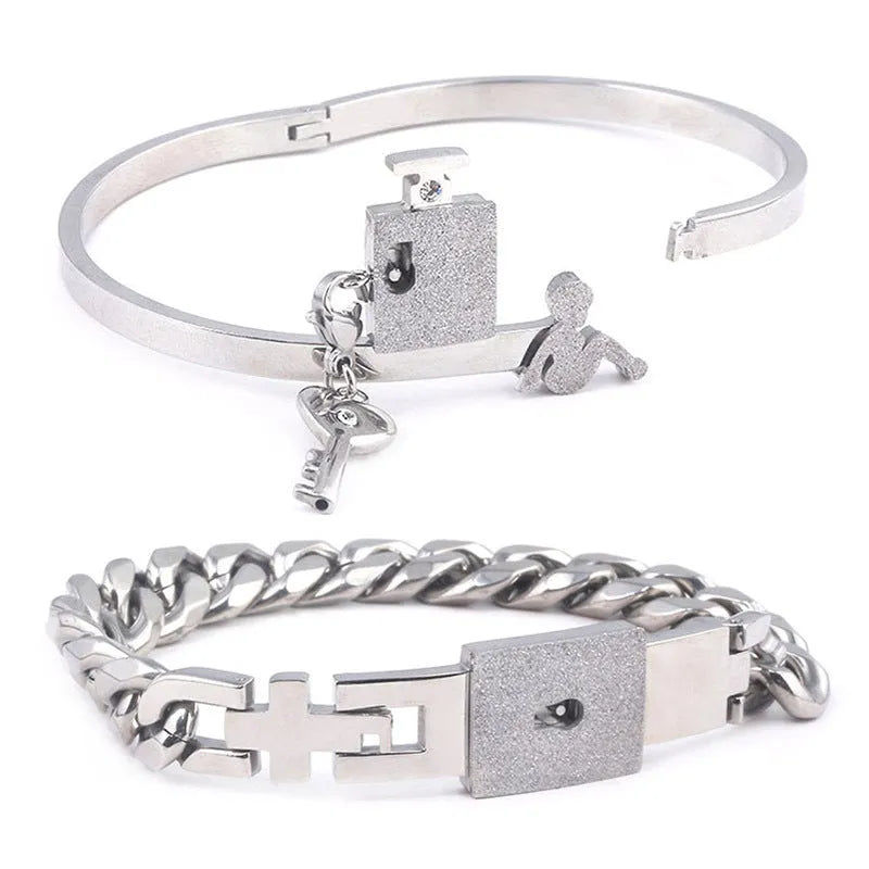 Titanium steel couple love lock bracelet key set necklace in electroplated finish