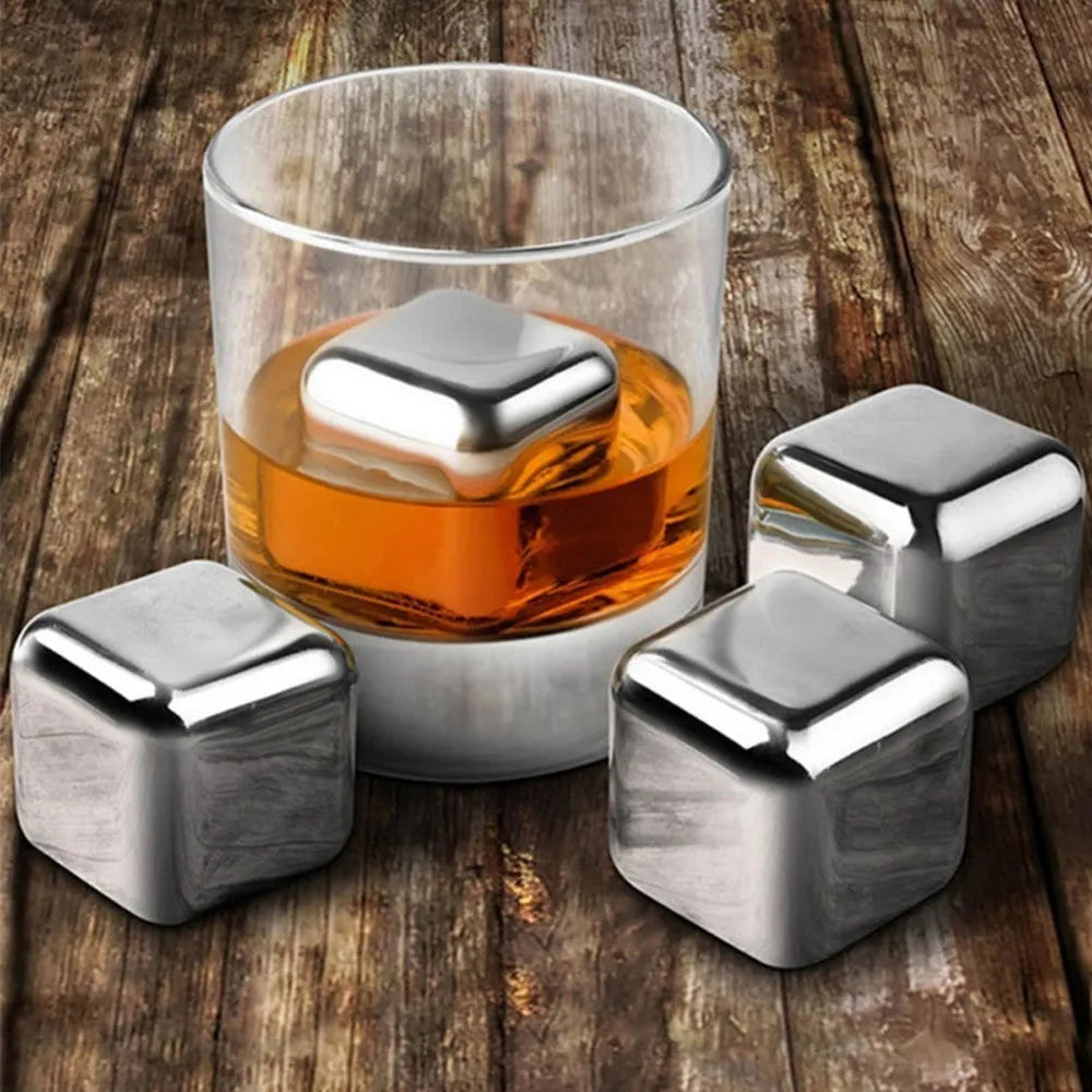 Set of 8 stainless steel whiskey stones with plastic clip for non-diluting drink cooling