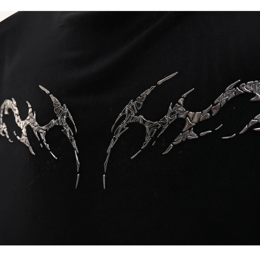 Black and white slim-fit long sleeve bottoming shirt made of niche mesh fabric.