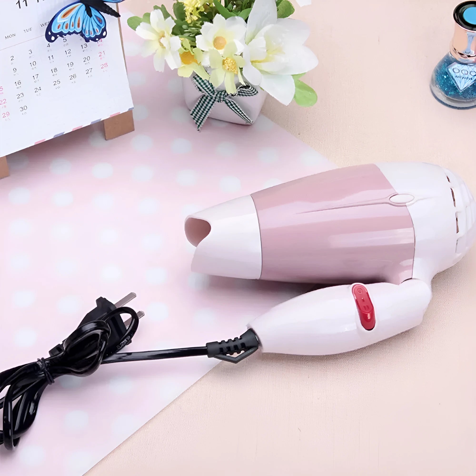 Electric hair dryer 600W with three gears, high temperature resistant AB material, and flame retardant power cord