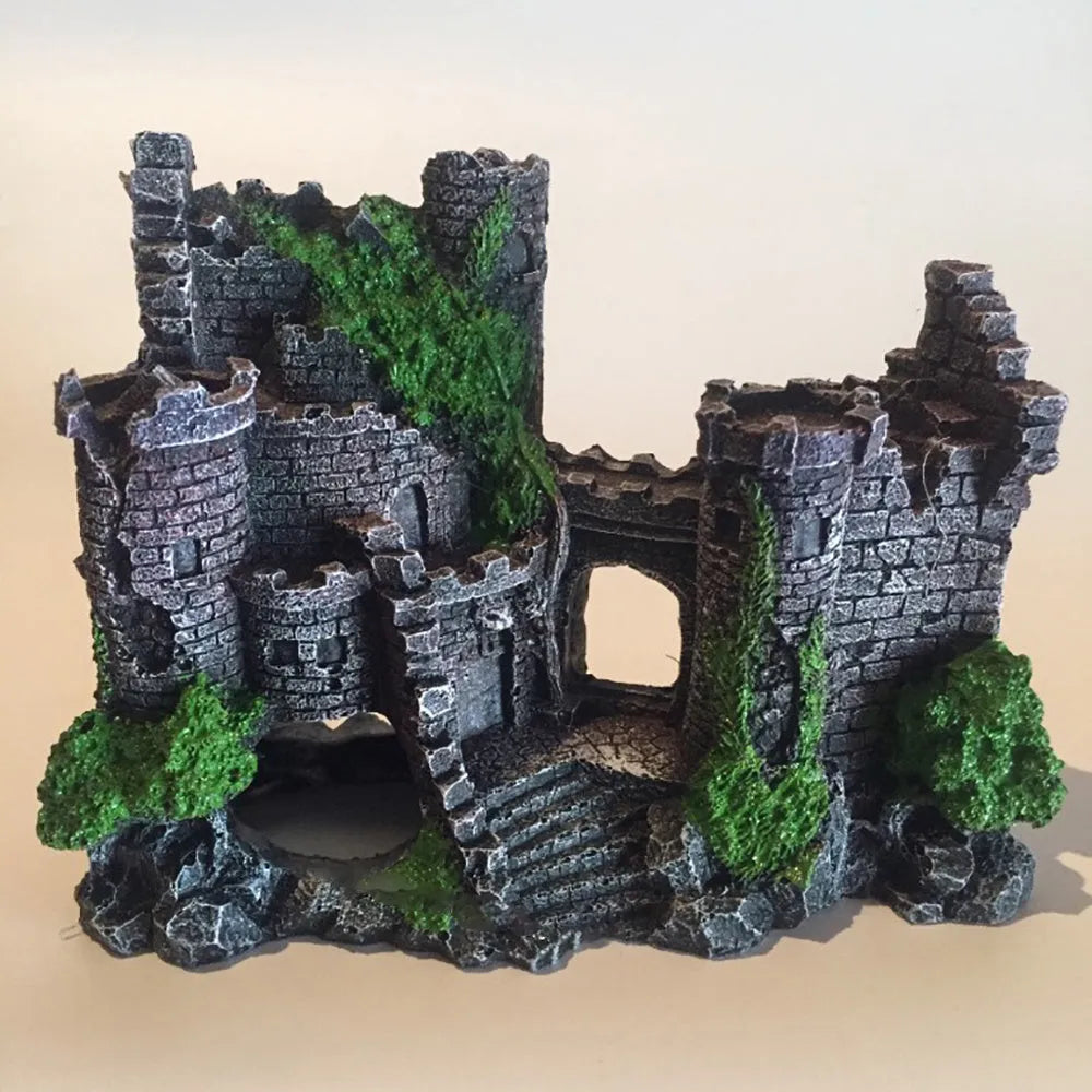 Resin castle aquarium decoration in Castle colour, 17 x 6 x 13cm, retro European style fish tank ornament