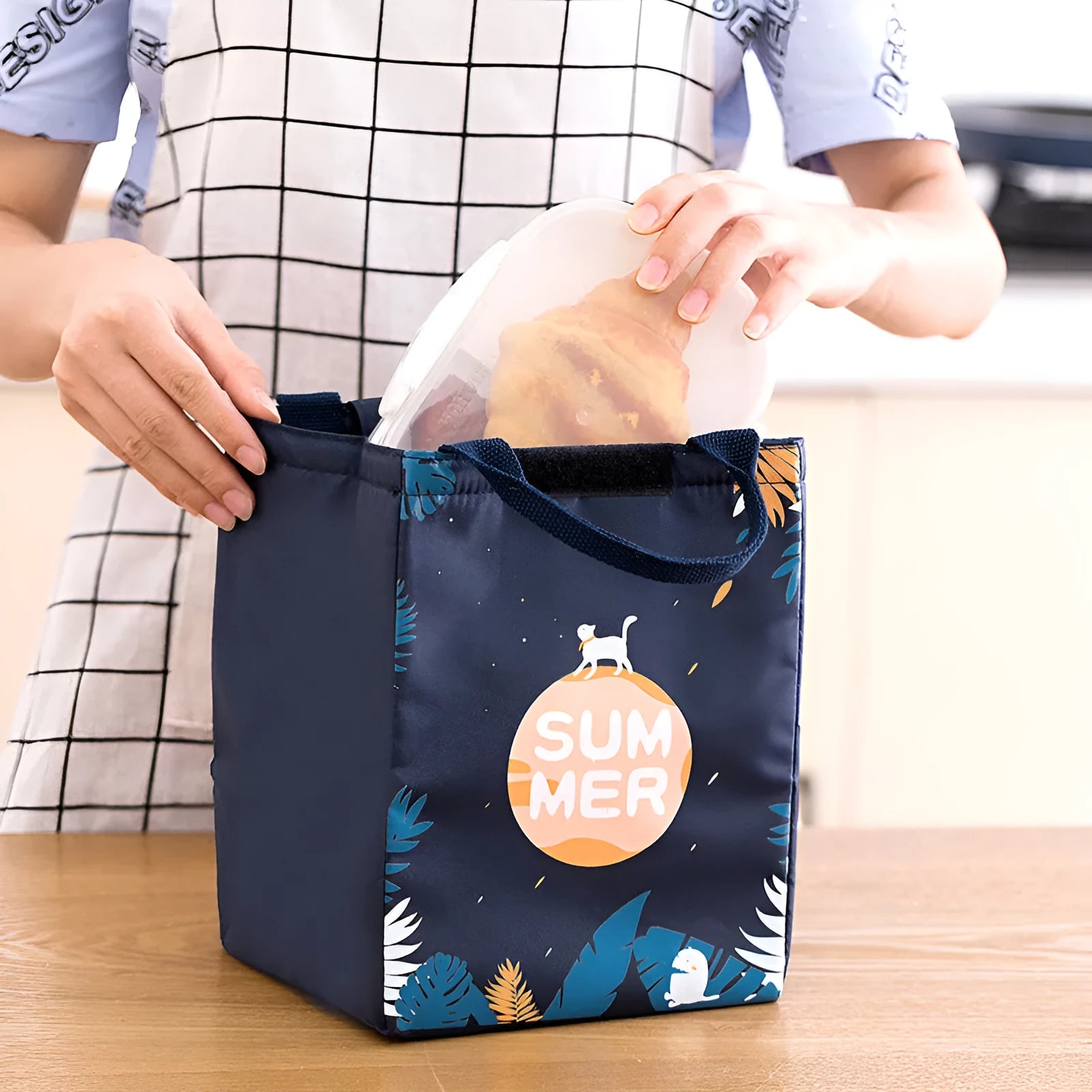 Thickened thermal insulation lunch box bag in Oxford cloth with grey unicorn colour pattern