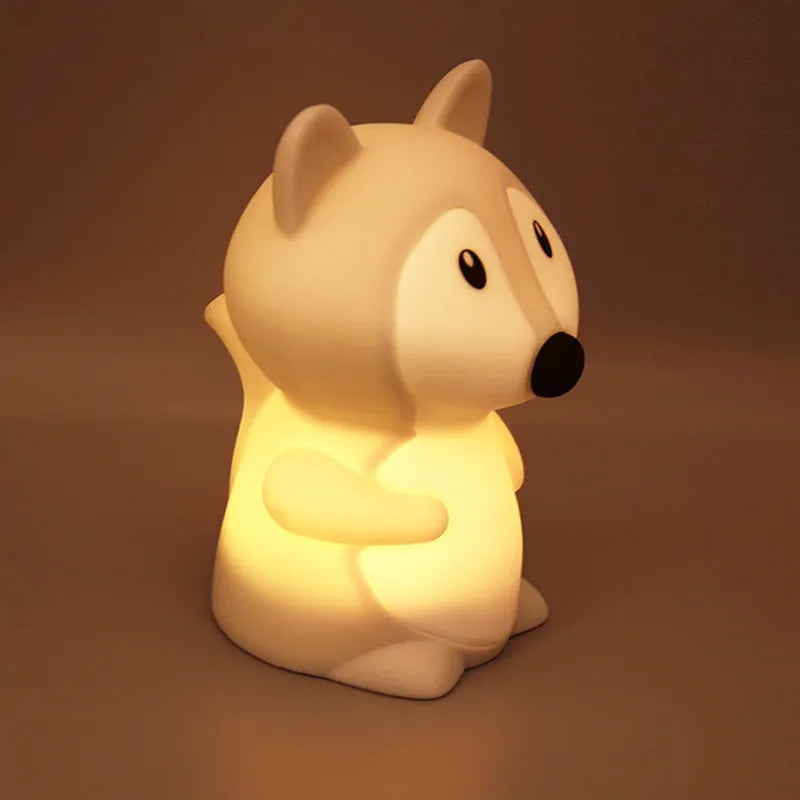 Penguin USB rechargeable silicone night light in medium size with 700mAh LED nine-colour push button control