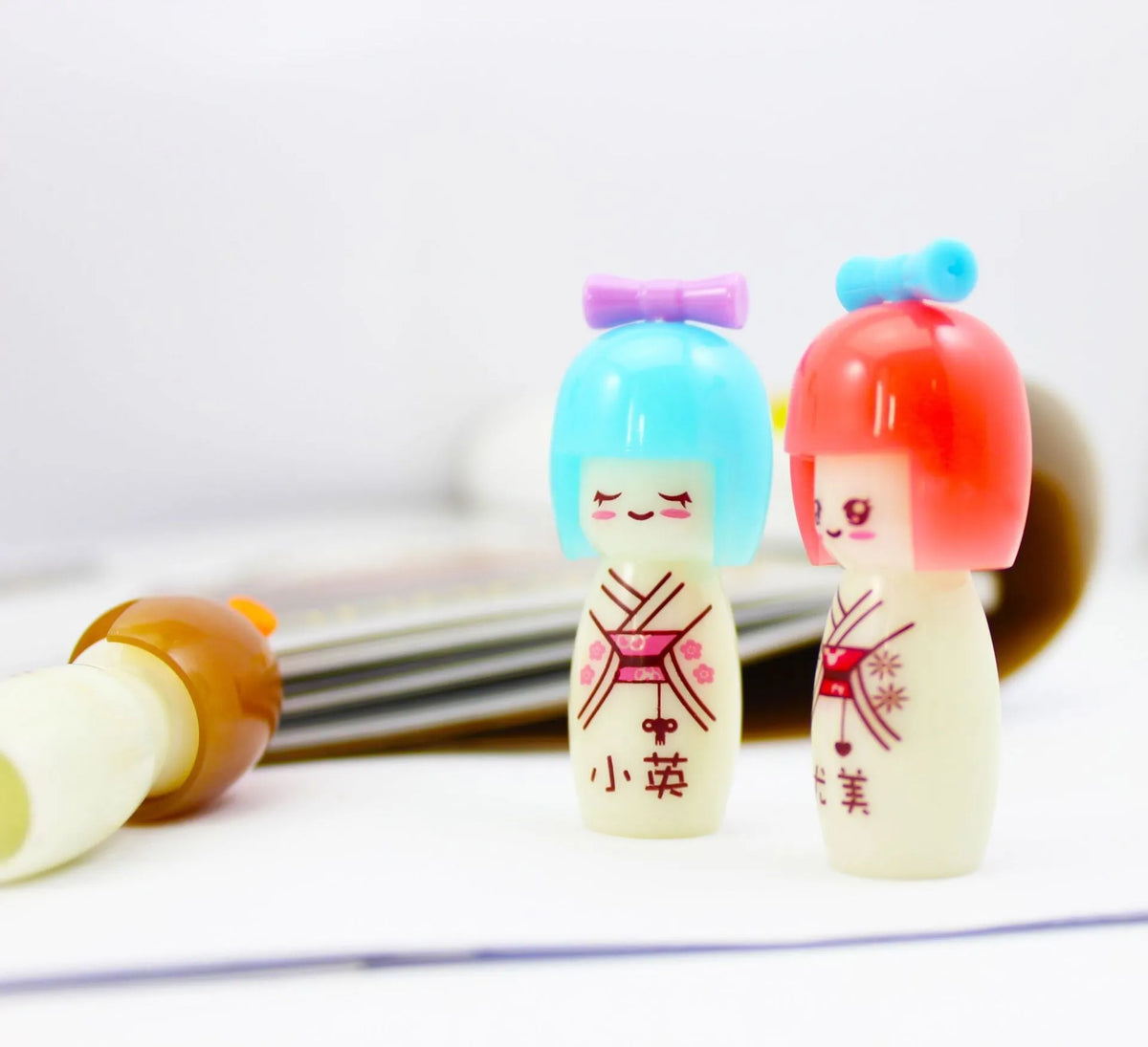Brandi Japan Doll Gel Pen in black with 0.38mm ink and 152mm total length, 3PCS pack