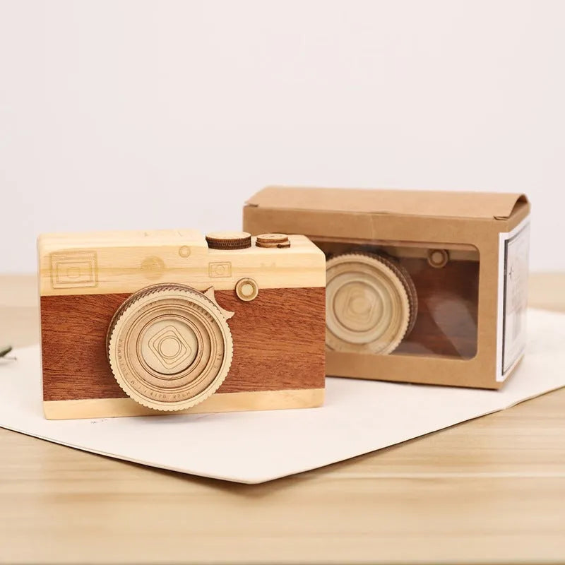 Camera-shaped wooden music box with rotating mechanism in pine construction