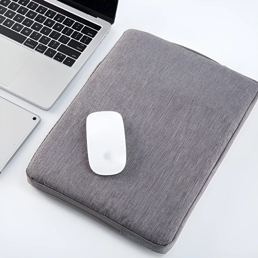Polyester notebook liner bag in grey with telescopic handle, compatible with Apple and Lenovo laptops up to 15 inches