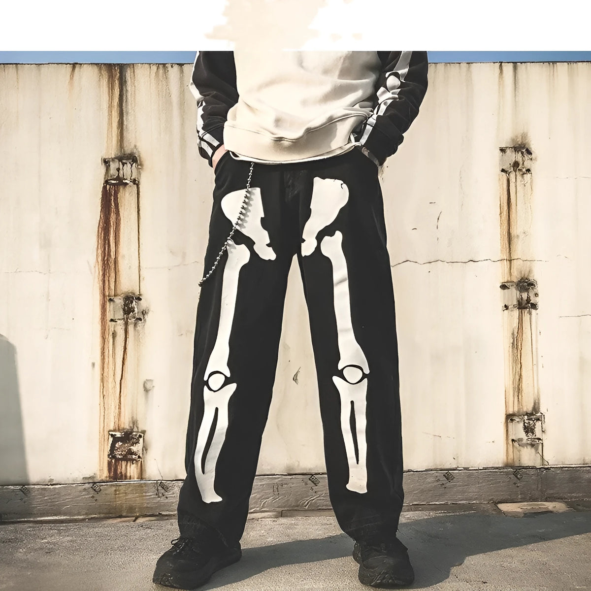 Men's high waist denim harem trousers in black or grey, five-point length, streetwear hip hop style, sizes S to 2XL.
