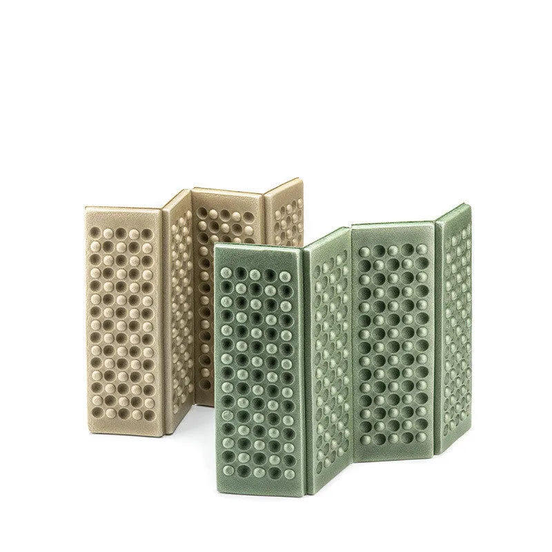Folding moisture-proof mat for camping and picnics, single size, in army green