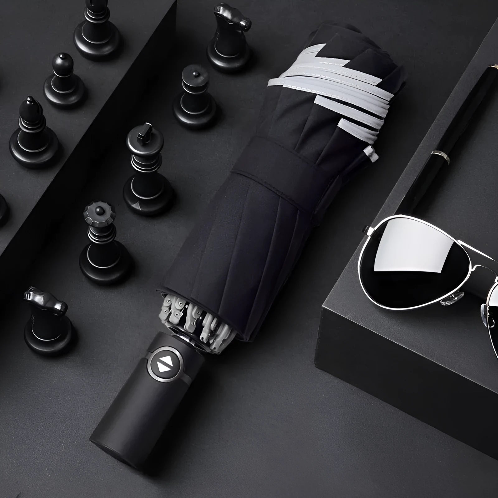 Black automatic reverse umbrella with reflective business cloth and plastic non-slip handle