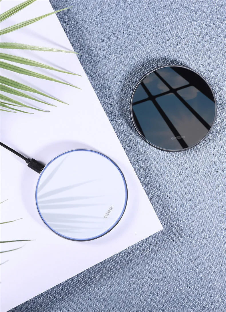 10W mirror wireless charger black slim 101x101x6.8mm on desk