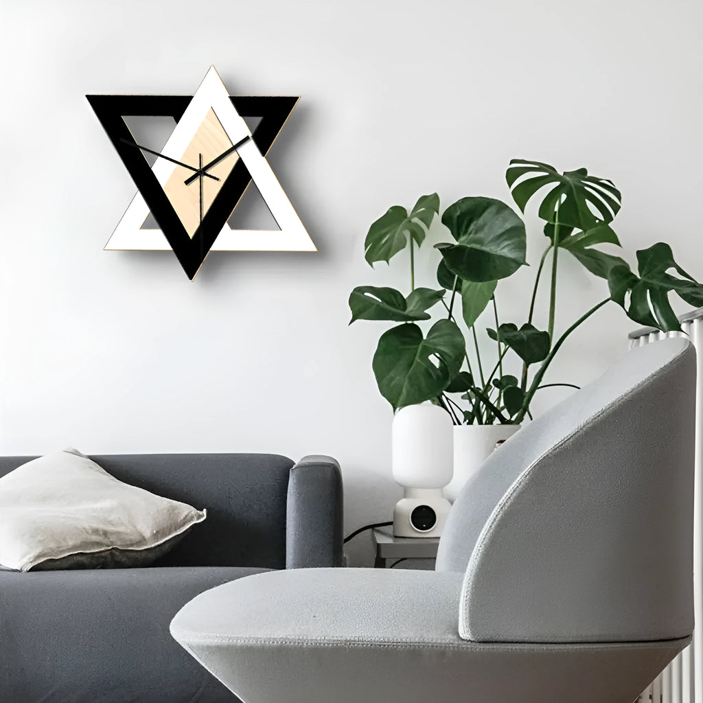 Black and white round acrylic wall clock with silent sweep movement, 28x25 cm
