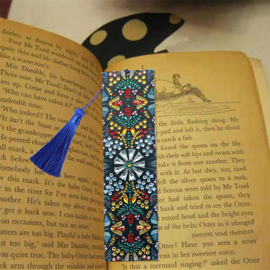 Diamond embroidered mandala flower design on leather bookmark with special-shaped round diamonds