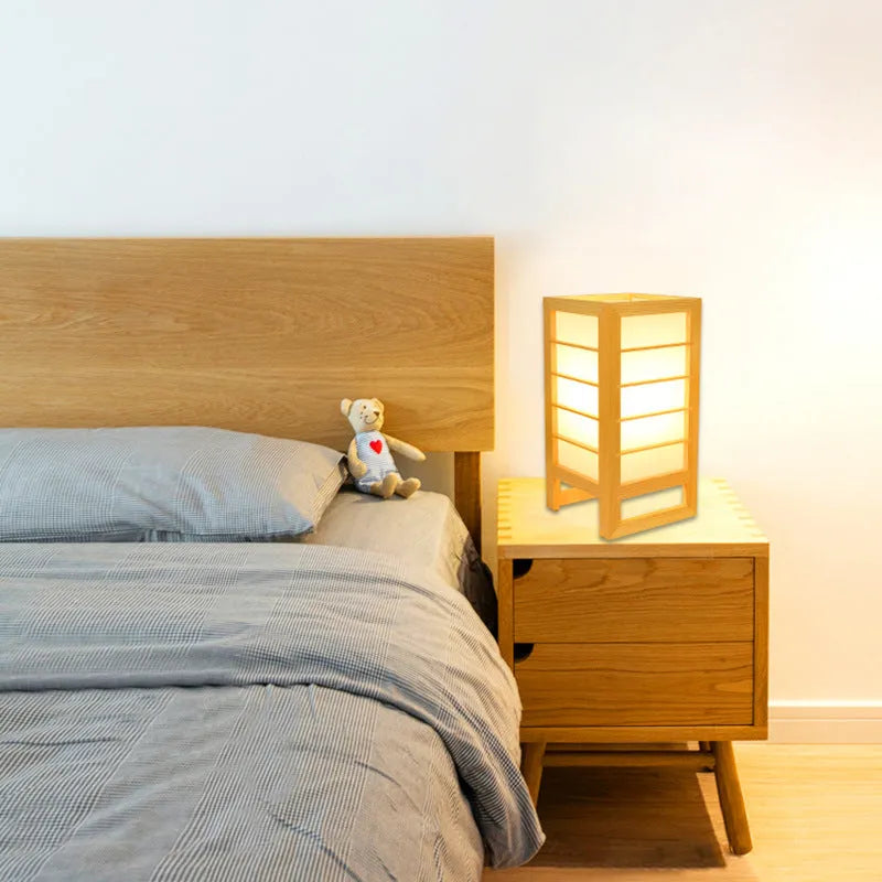 Korean style solid wood tatami bedside lamp with bamboo wood lamp holder