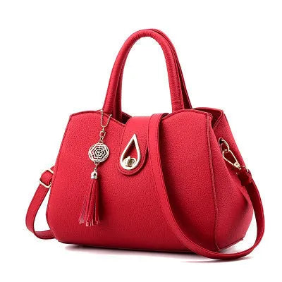 SMOOZA large PU leather tassel handbag with lock closure in beige