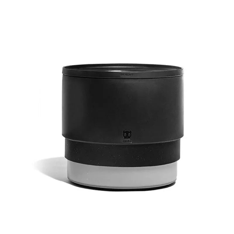19cm round melamine pet bowl with non-slip rubber ring for cats and dogs, shown in Black, Green, Red, or White.